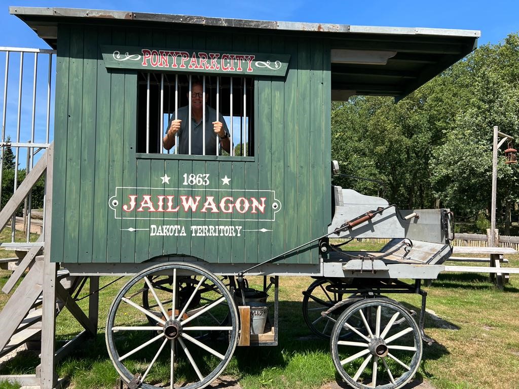 Boevenwagen naar Koets voor vakantiepark